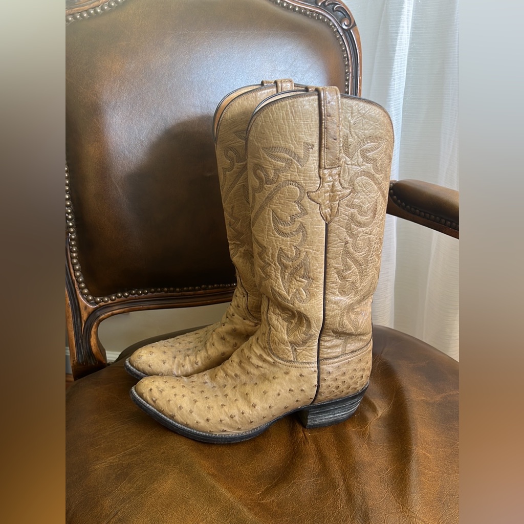 Lucchese
